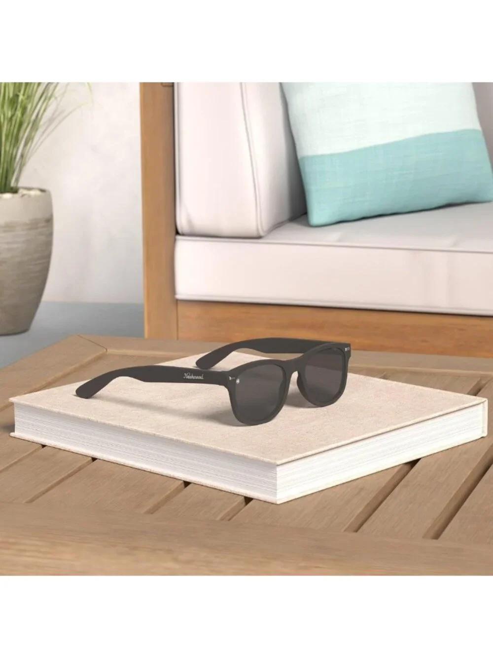 Stylish Large Polarized Sunglasses for Men & Women - UV400 Protection, Trendy